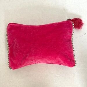 Jane Marie Velvet Clutch w/gold detail and adorable Tassel - Pink NWT